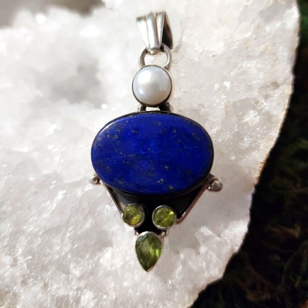 Vintage Lapis Lazuli Prehnite and Pearl Pendant